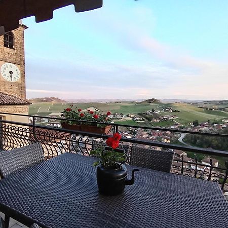 Teresa Al Belvedere Rooms&Holidayapartments Camere&Appartamenti Castellinaldo Exterior photo