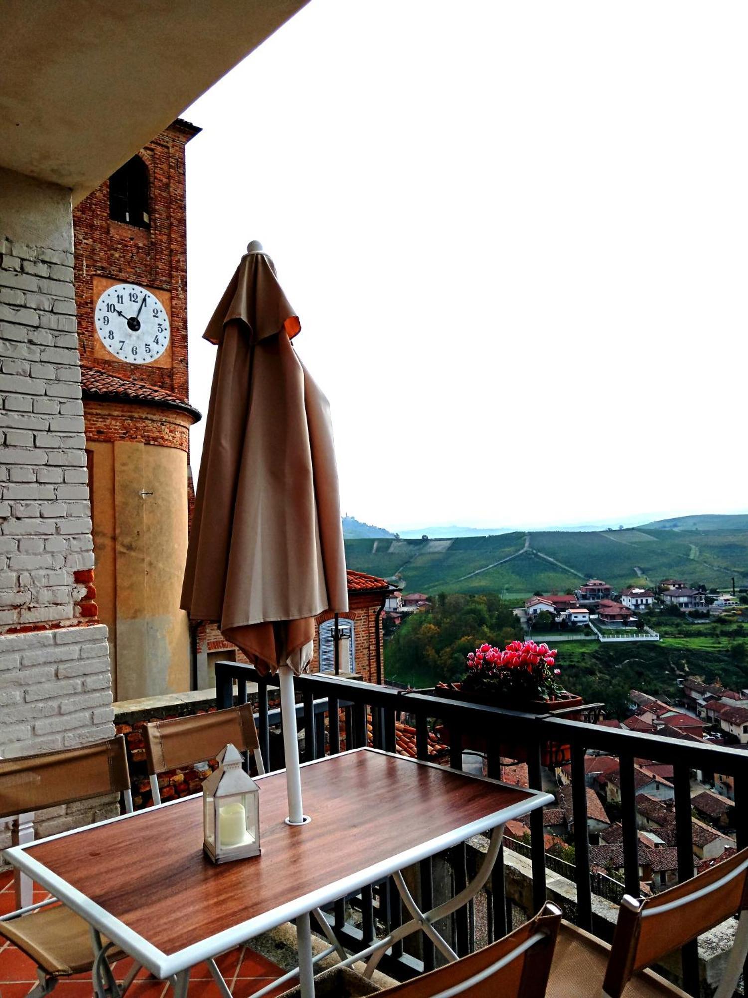 Teresa Al Belvedere Rooms&Holidayapartments Camere&Appartamenti Castellinaldo Exterior photo
